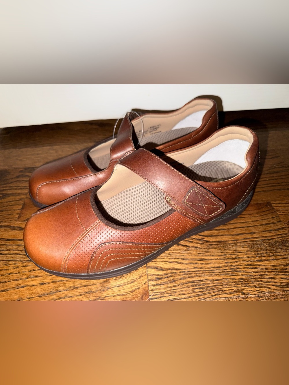 NWOB Drew Heather women's brown leather Mary Jane orthopedic shoes